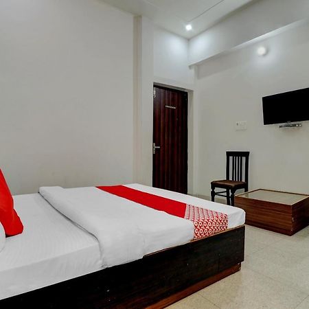 Oyo 72429 New Abhinandan Hotel Amroha Zewnętrze zdjęcie