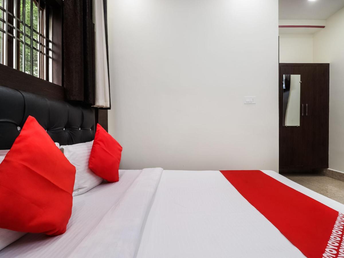 Oyo 72429 New Abhinandan Hotel Amroha Zewnętrze zdjęcie