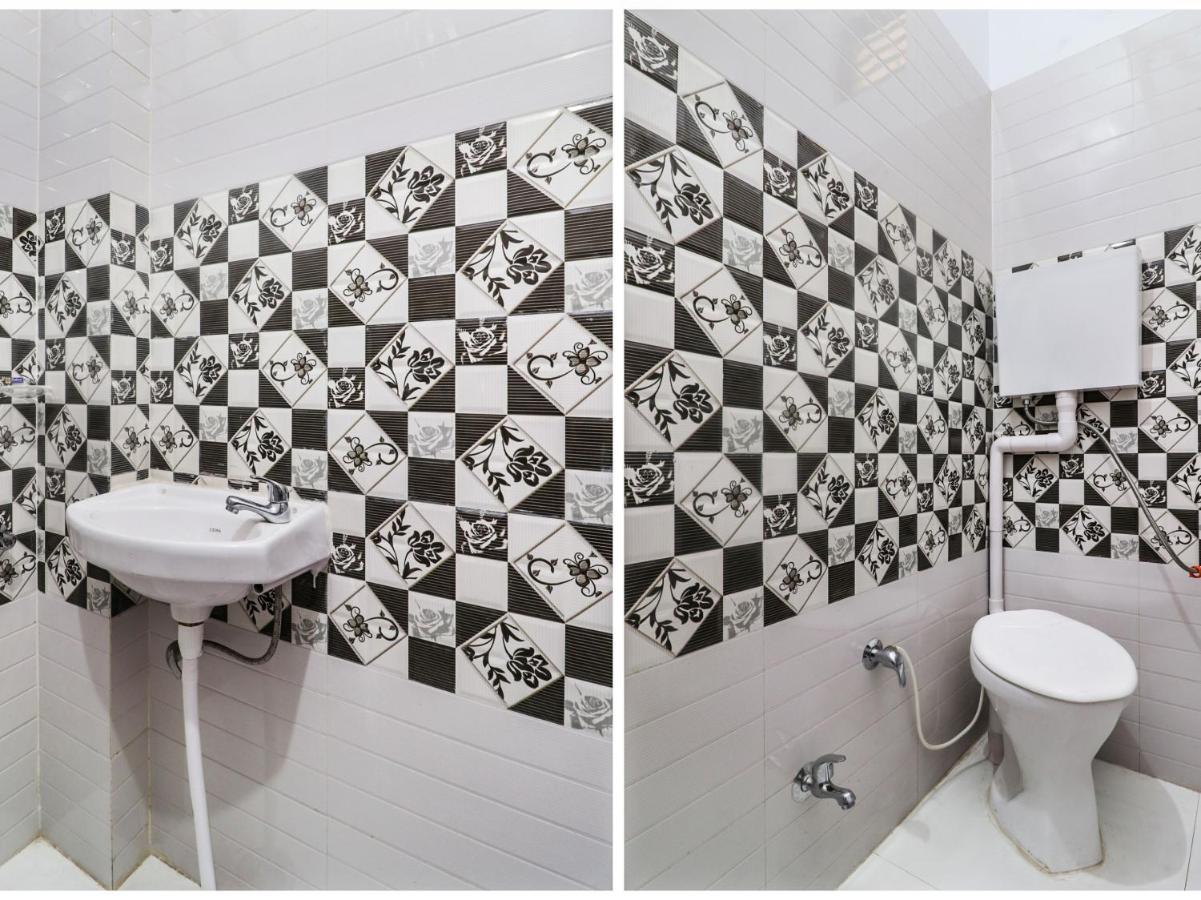 Oyo 72429 New Abhinandan Hotel Amroha Zewnętrze zdjęcie