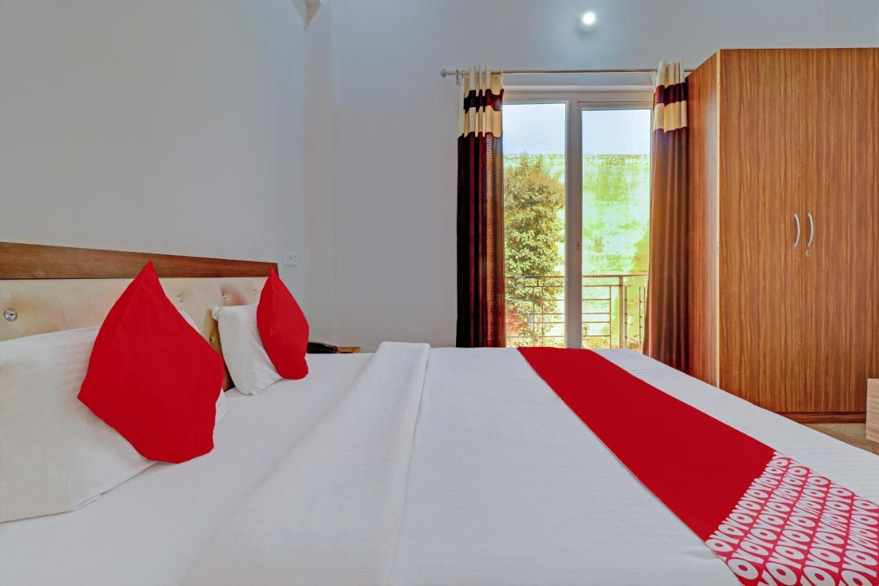 Oyo 72429 New Abhinandan Hotel Amroha Zewnętrze zdjęcie